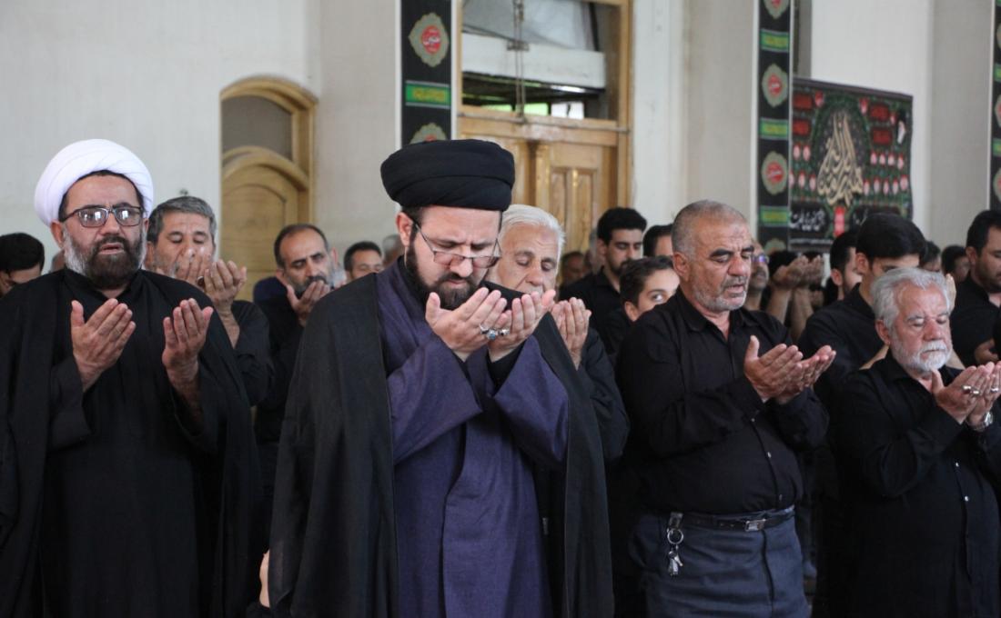 برگزاری باشکوه نماز ظهر تاسوعا در آستان مقدس سیدان الکریمان