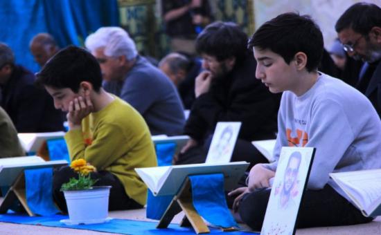 	گزارش تصویری روز دواردهم آیین جزخوانی ماه مبارک رمضان ۱۴۴۷