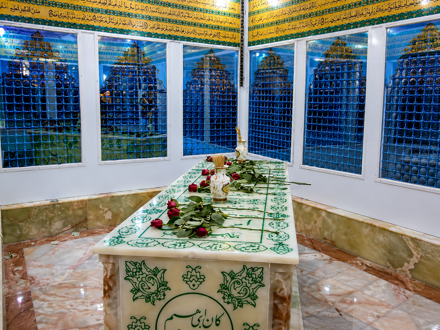 صحن زیارتی آستان مقدس سیدان الکریمان
